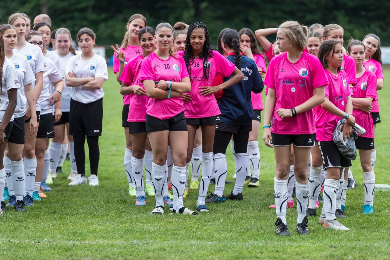 Bild 55 - Loewinnen Cup